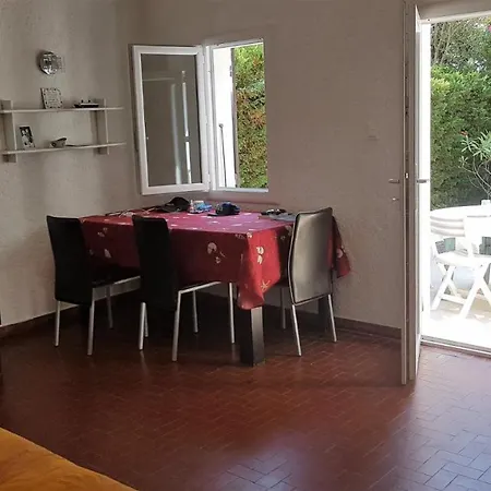 Proche Commerces, Spacieux Pavillon T3 Climatise Avec Jardin - 6vg490 شقة *