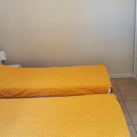 شقة Proche Commerces, Spacieux Pavillon T3 Climatise Avec Jardin - 6vg490